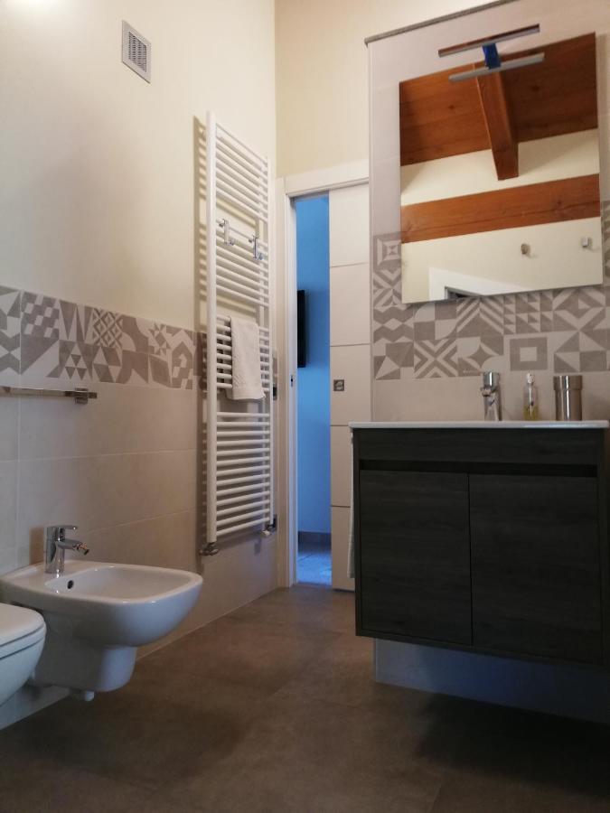 A&G Apartment Aosta - Elegante Casa 100 Mq Su Due Piani Con Wi-Fi-Giardino-Parcheggio מראה חיצוני תמונה