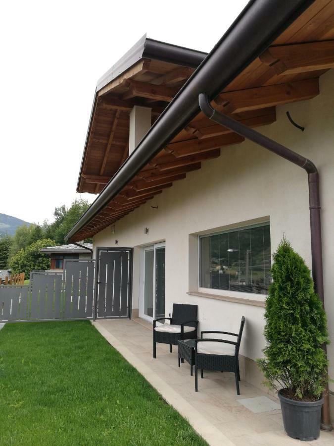A&G Apartment Aosta - Elegante Casa 100 Mq Su Due Piani Con Wi-Fi-Giardino-Parcheggio מראה חיצוני תמונה