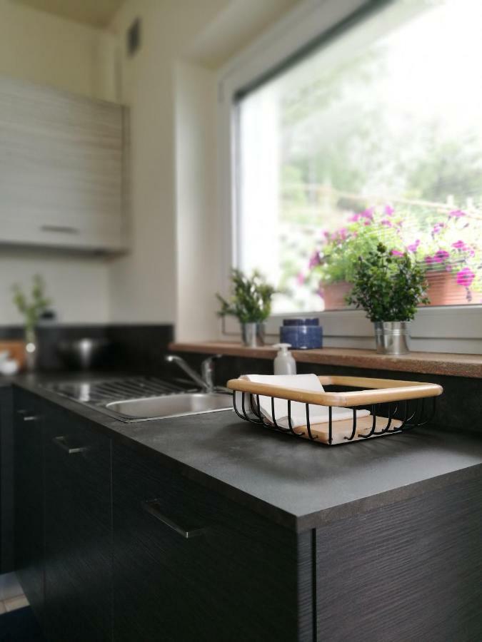 A&G Apartment Aosta - Elegante Casa 100 Mq Su Due Piani Con Wi-Fi-Giardino-Parcheggio מראה חיצוני תמונה